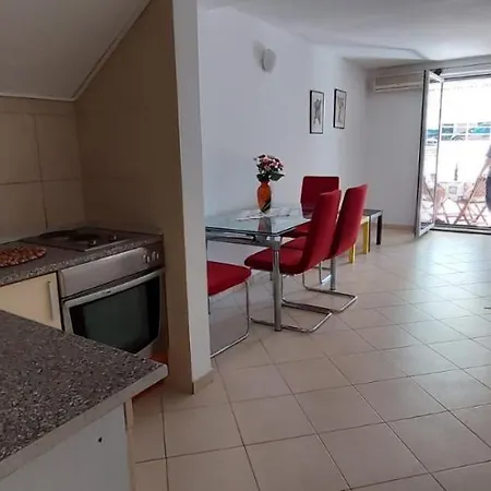 Apartament Pave *