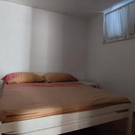Apartament Pave *